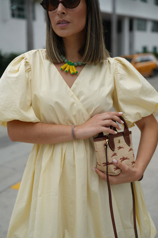 Vestido Curto Decote Cruzado Isles